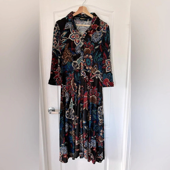 REBORN Retro Dress - Picture 1 of 5